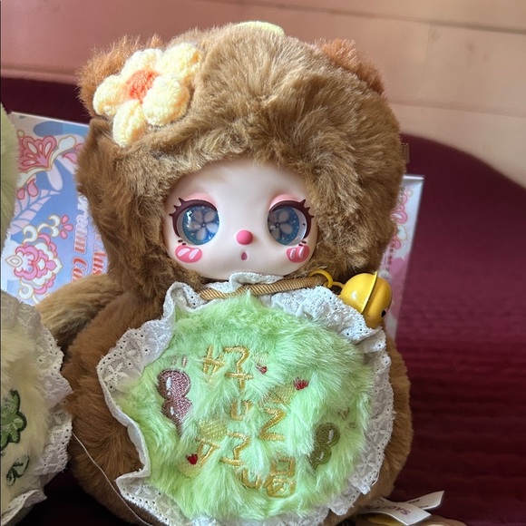 Charming Plush - Green and Brown! Birthday gift! Xmas ! Comes with box and bag! - Picture 2 of 5